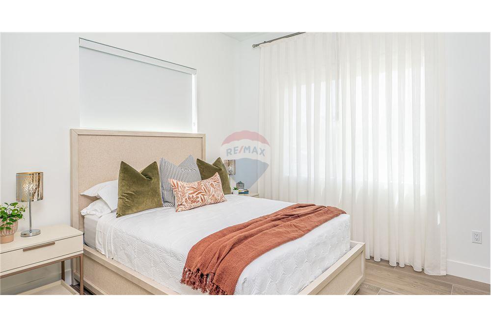 Condo/Apartment - For Sale - W Bay Bch West, West Bay, Cayman Islands - 11 - 90146058-14