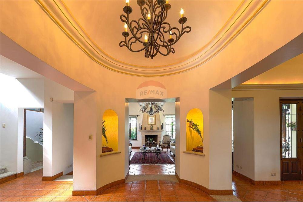 Villa - Te Koop - La Antigua Guatemala, Sacatepéquez, Guatemala - 2 - 90129009-110