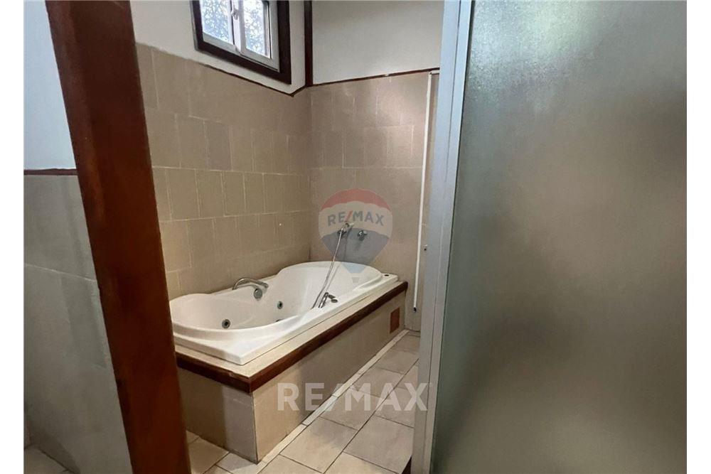 Villa - For Sale - Guatemala City, Guatemala, Guatemala - 13 - 902611005-4