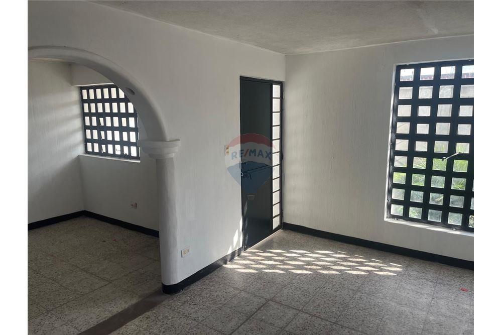 Villa - For Sale - Mixco, Guatemala, Guatemala - 5 - 902091008-11