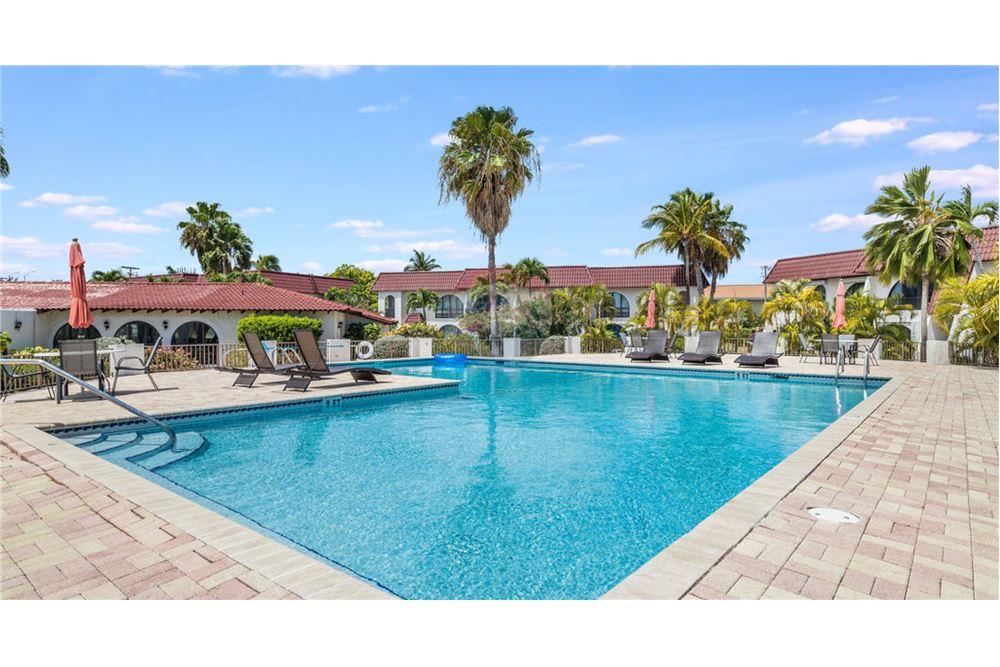 Apartamento/Condominio - Venta - W Bay Bch North, West Bay, Islas Caimán - 13 - 90146012-223