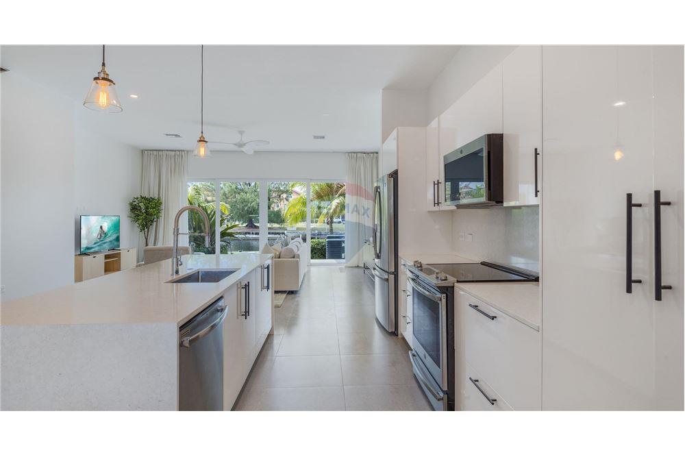 Apartamento/Condominio - Venta - W Bay Bch North, West Bay, Islas Caimán - 6 - 90146012-240