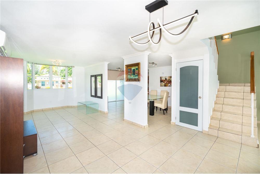 Villa - For Sale - Alts De Cerro Gordo 1&2, Vega Alta, Puerto Rico - 9 - 90107007-121