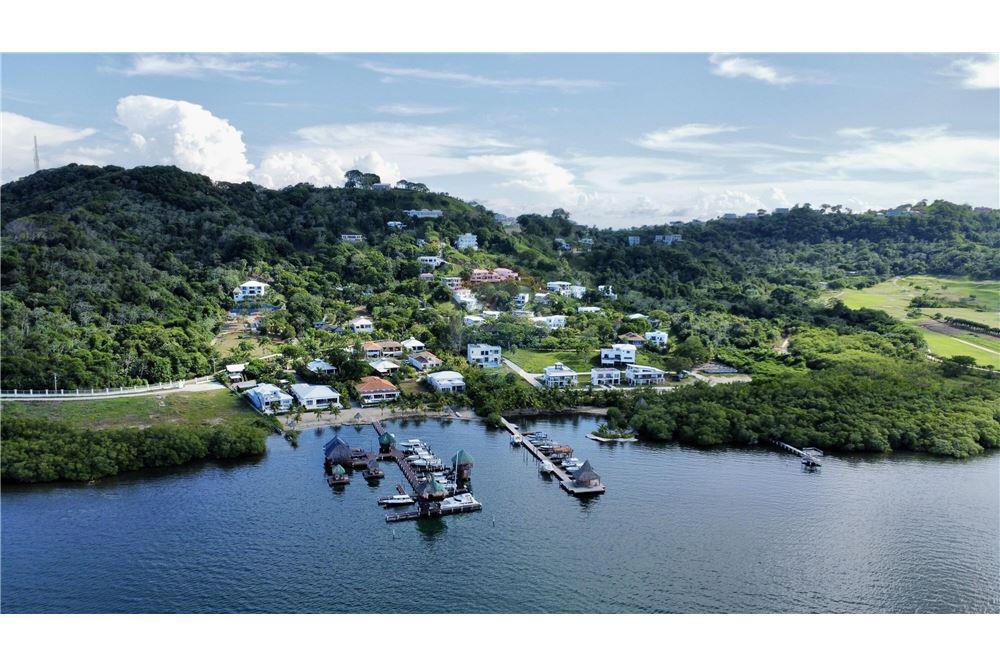 Villa - For Sale - Roatan, Bay Islands, Honduras - 9 - 90143009-436