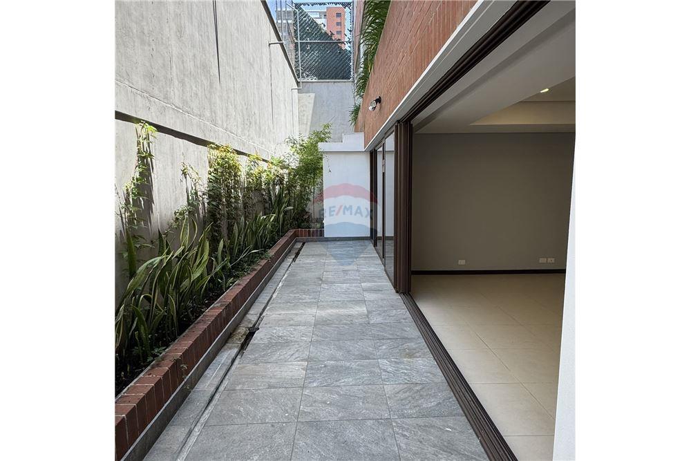 Apartamento/Condominio - Venta - Zona 14, Guatemala, Guatemala - 11 - 902651001-22