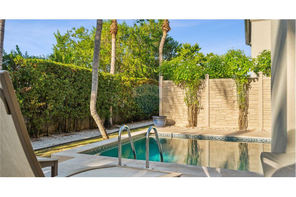 Villa - Venta - W Bay Bch South, Seven Mile, Islas Caimán - 42 - 90146011-180