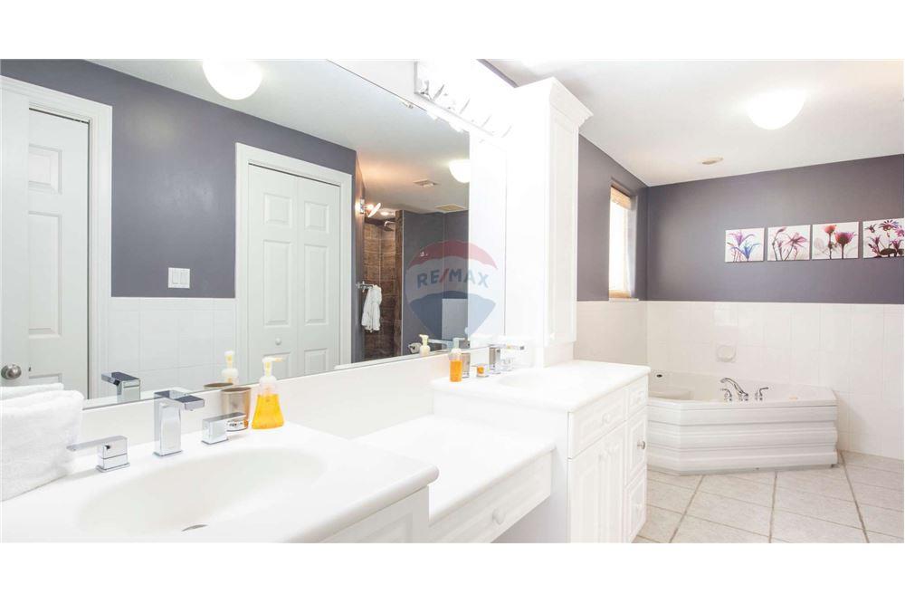 Apartamento/Condominio - Venta - North Side, Grand Cayman, Islas Caimán - 25 - 90146034-174