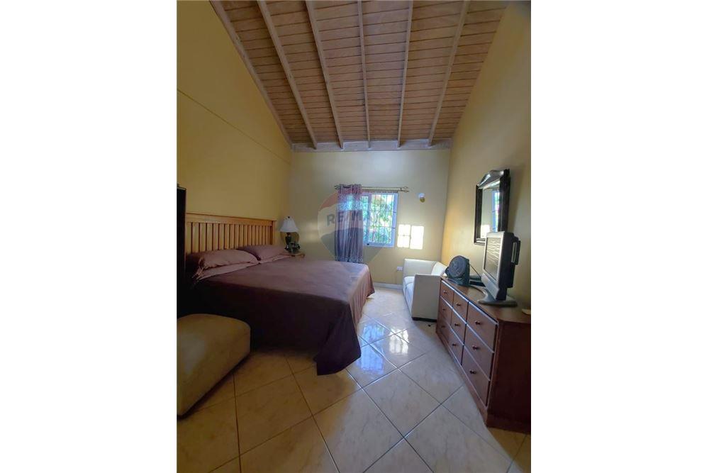 Villa - Te Koop - Lady Musgrave, Saint Andrew, Jamaica - 10 - 901321002-7