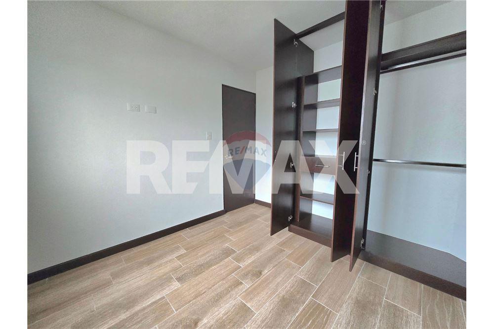 Villa - Venta - San José Pinula, Guatemala, Guatemala - 13 - 902691018-42