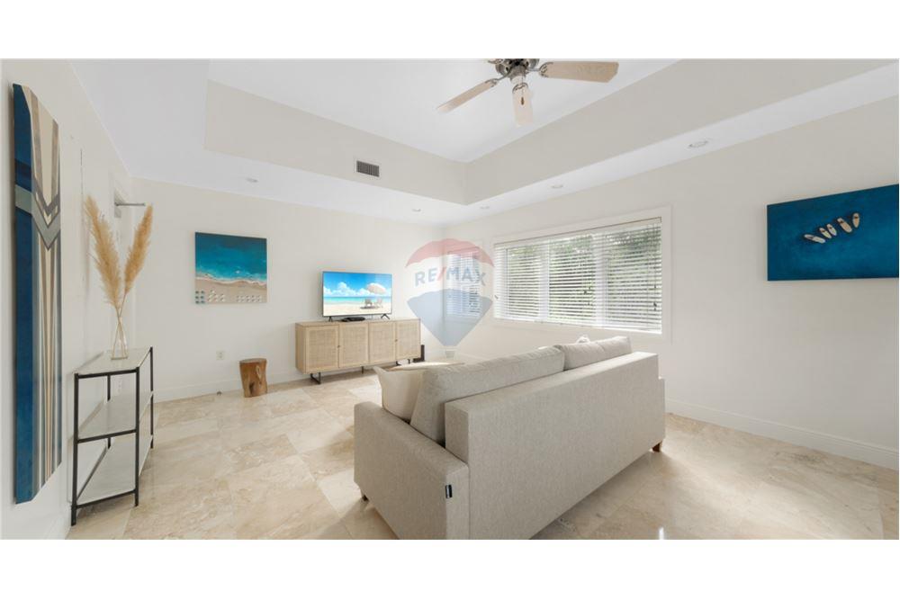 Villa - For Sale - W Bay Bch South, Seven Mile, Cayman Islands - 20 - 90146051-45