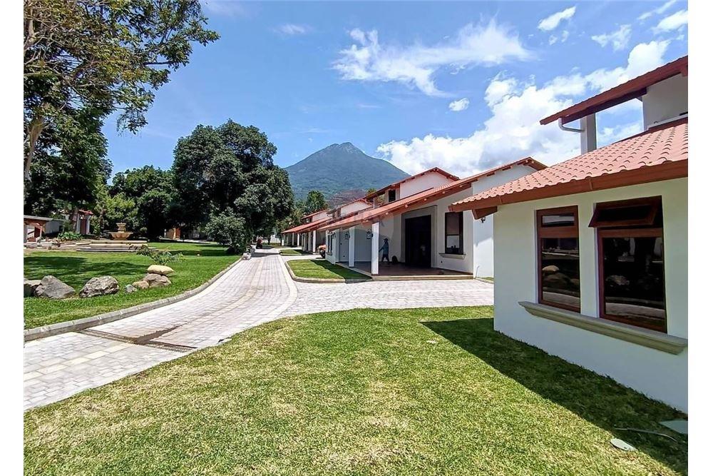 Villa - Venta - La Antigua Guatemala, Sacatepéquez, Guatemala - 5 - 90129009-115