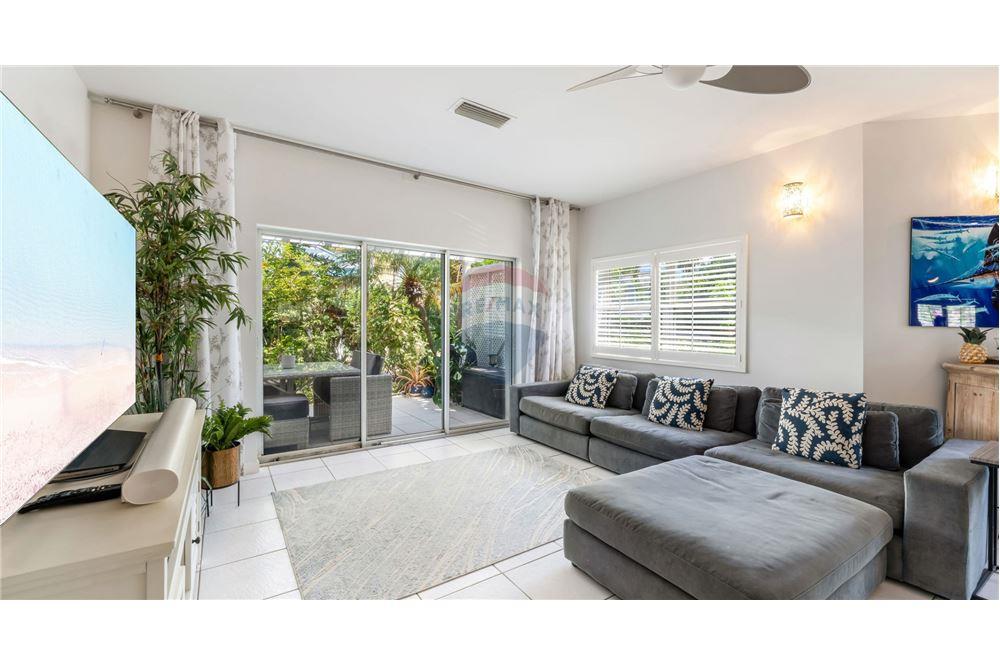 Condo/Apartment - For Sale - W Bay Bch West, West Bay, Cayman Islands - 2 - 90146058-25