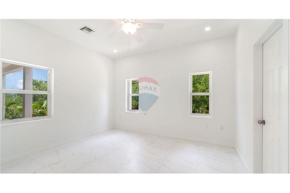 Villa - For Sale - Savannah, Savannah, Cayman Islands - 31 - 90146004-170