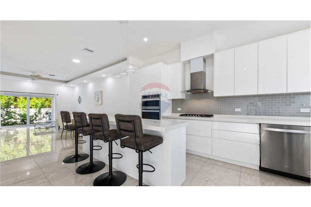 Appartement - Te Koop - South Sound, South Sound, Cayman Islands - 3 - 90146018-308