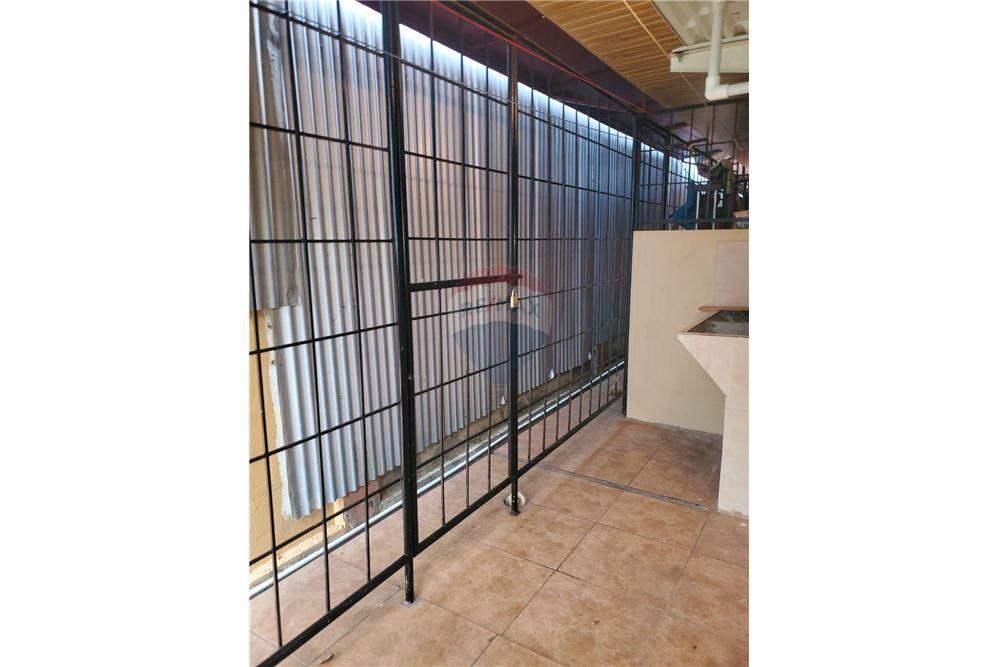 Bedrijfsmatig / Detailhandel - Te Koop - Chaguanas, Caroni, Trinidad and Tobago - 1 - 90155092-79