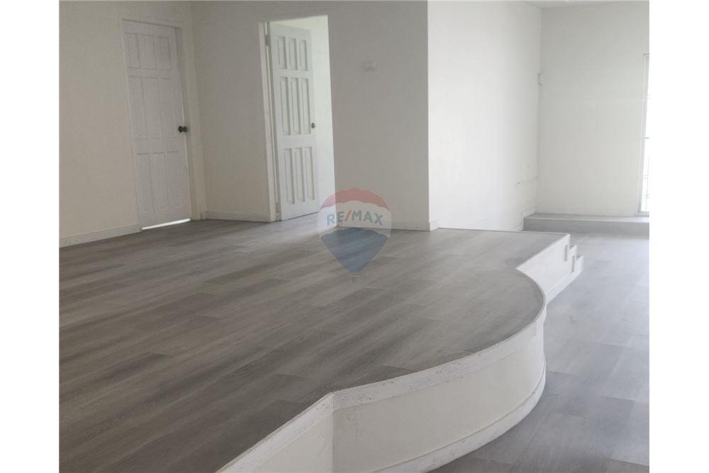 Villa - For Sale - Valsayn, Saint George, Trinidad and Tobago - 4 - 902551001-13