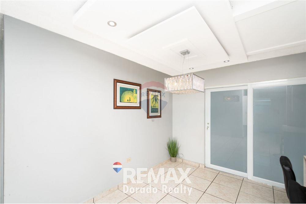 Villa - For Sale - URB Levittown Lakes, Toa Baja, Puerto Rico - 10 - 90107014-8