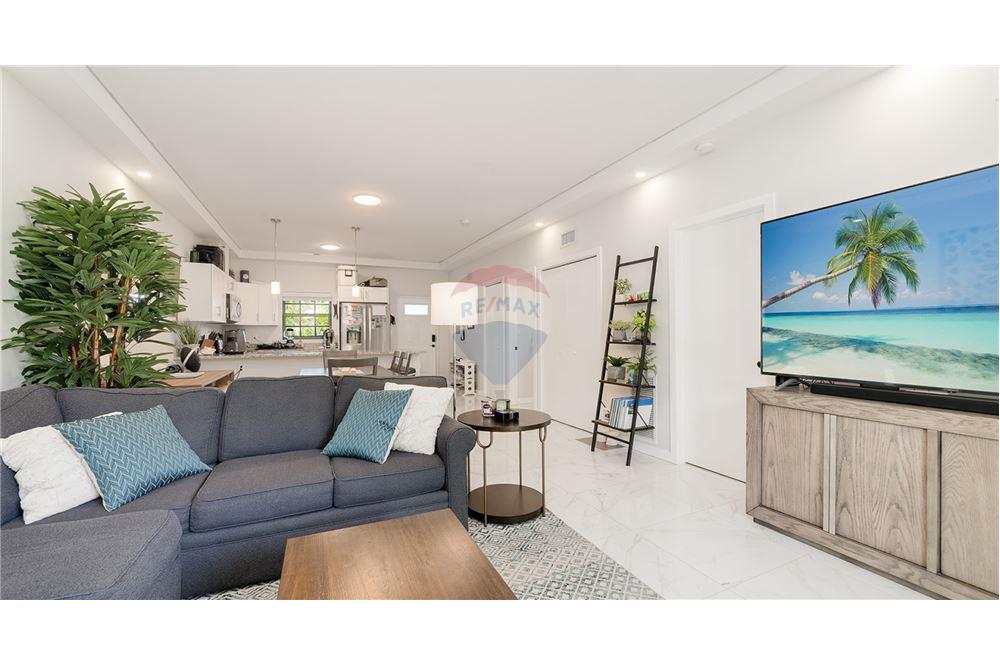 Appartement - Te Koop - W Bay Bch West, West Bay, Cayman Islands - 9 - 90146042-55
