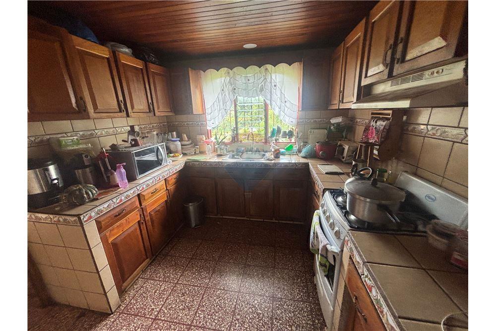 Villa - Venta - Atenas, Alajuela- Atenas, Costa Rica - 7 - 90128002-975