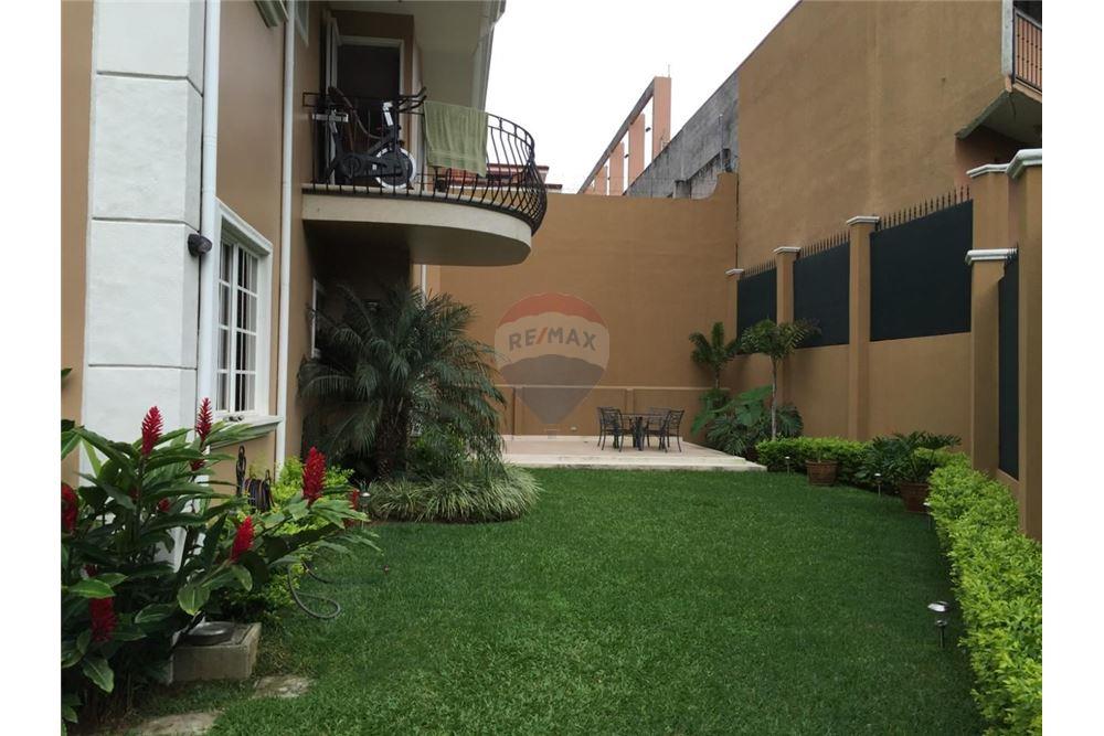 Villa - For Sale - Curridabat, San José - Curridabat, Costa Rica - 20 - 901251002-34