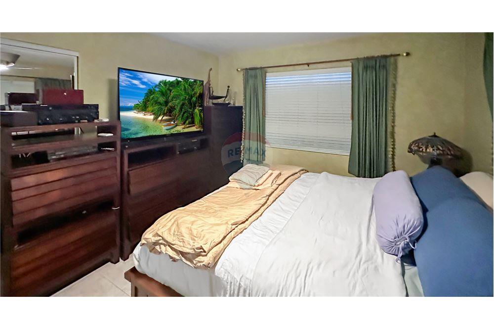 Appartement - Te Koop - George Town East, George Town, Cayman Islands - 21 - 90146011-181