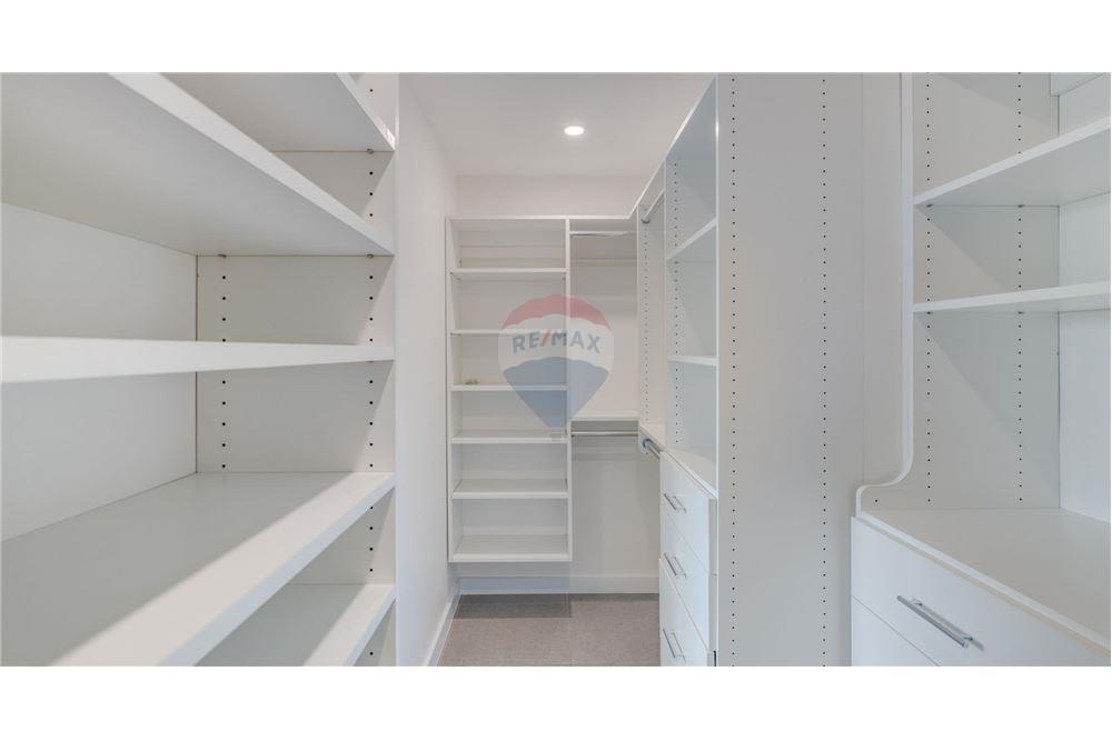 Apartamento/Condominio - Venta - W Bay Bch North, West Bay, Islas Caimán - 14 - 90146012-240