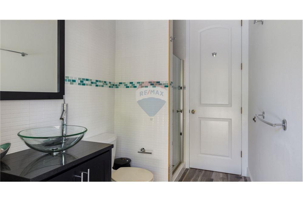 Villa - Te Koop - W Bay North East, West Bay, Cayman Islands - 23 - 90146012-238