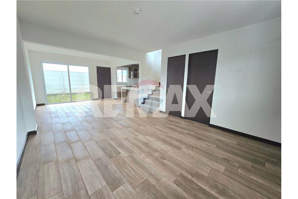 Villa - Venta - San José Pinula, Guatemala, Guatemala - 3 - 902691018-42