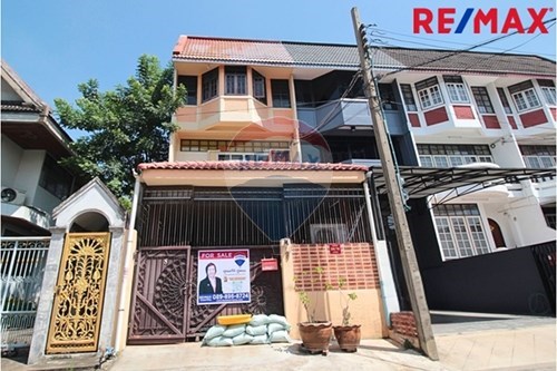 出售-联排别墅-Phra Khanong, Bangkok-920091006-324