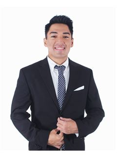 Aaron Silvestre - RE/MAX Capital  (South Branch)