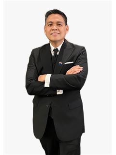 Arthur Evangelista - RE/MAX Capital  (South Branch)