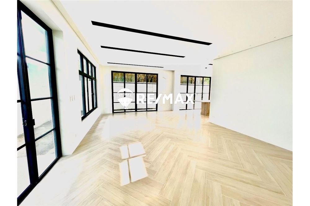 Prédio Habitacional - Casa - Calamba City, Laguna, Region IV-A - Philippines - 6 - 950731001-6