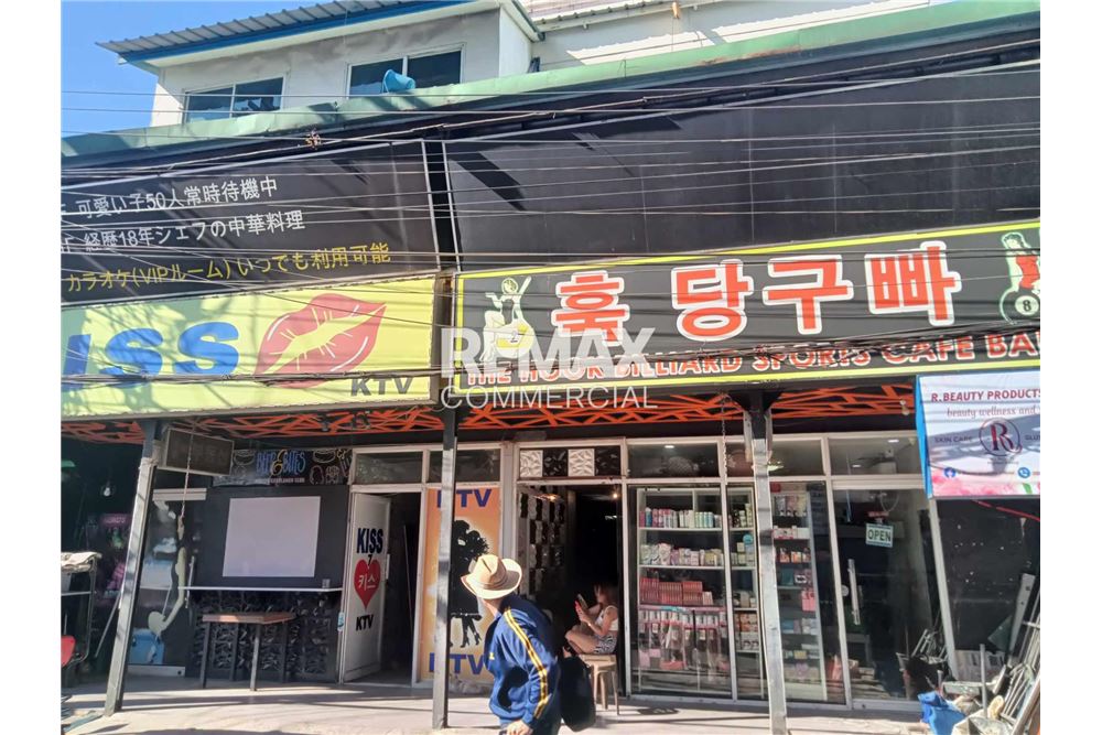 Commercial - ਇਮਾਰਤ - Angeles City, Pampanga, Region III - Philippines - 2 - 951001001-16