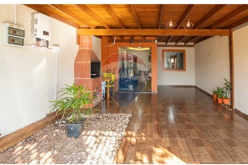 Venda-Casa-Jardim Coopagro , Toledo , Paraná , 85903728-960131038-7