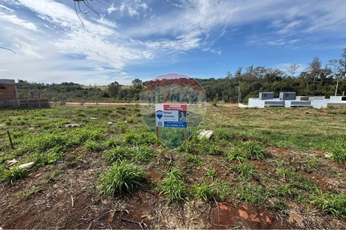 Venda-Terreno-Rua Henrique Berticelli , 634  - Jardim Coopagro , Toledo , Paraná , 85903778-960131018-50