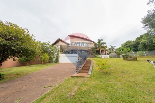 Venda-Casa-Rua da Bandeira , 156  - Próximo ao shopping Catuaí  - Região do Lago , Cascavel , Paraná , 85812258-960151041-6