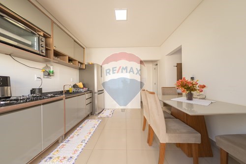 Venda-Casa-Rua Kamaças , 29  - Estádio Municipal Arnaldo Busato  - Santa Cruz , Cascavel , Paraná , 85806-010-960151004-6