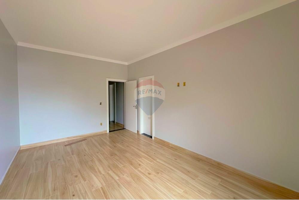 Sobrado - Venda - Foz do Iguaçu , Paraná - WhatsApp Image 2024-11-26 at 11.49.25 (2).jpeg - 960181011-8