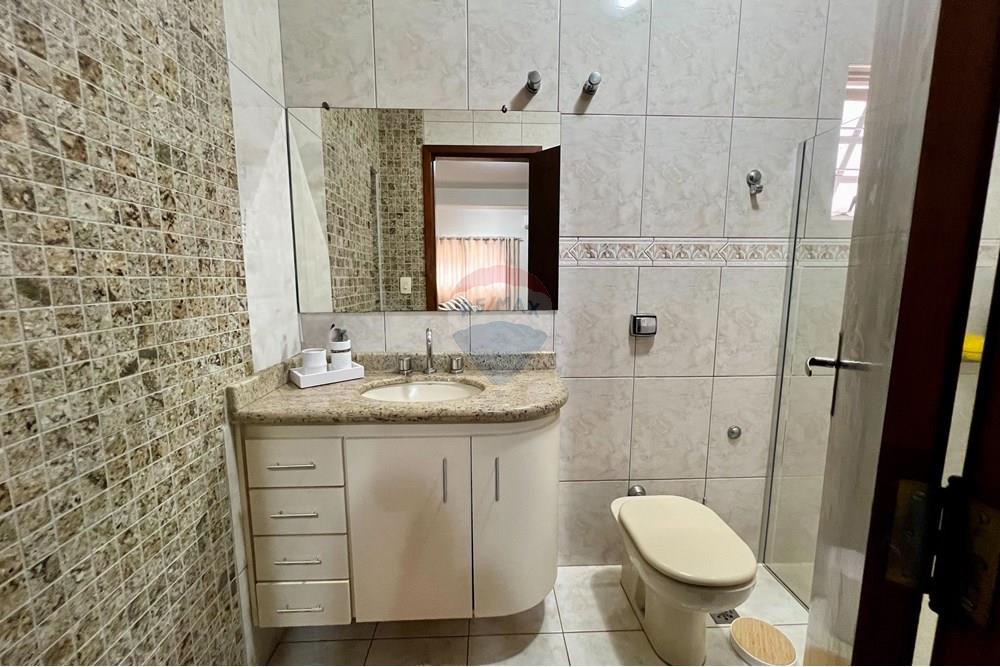 Sobrado - Venda - Umuarama , Paraná - e214188c-cd13-439a-b6c6-4722ec2a96d6.jpg - 960171009-17