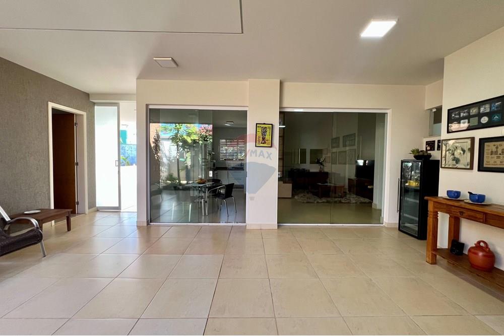 Casa de Condomínio - Venda - Umuarama , Paraná - 71becd08-a3e6-4d17-b592-ad8d86ad108d.jpg - 960171005-57