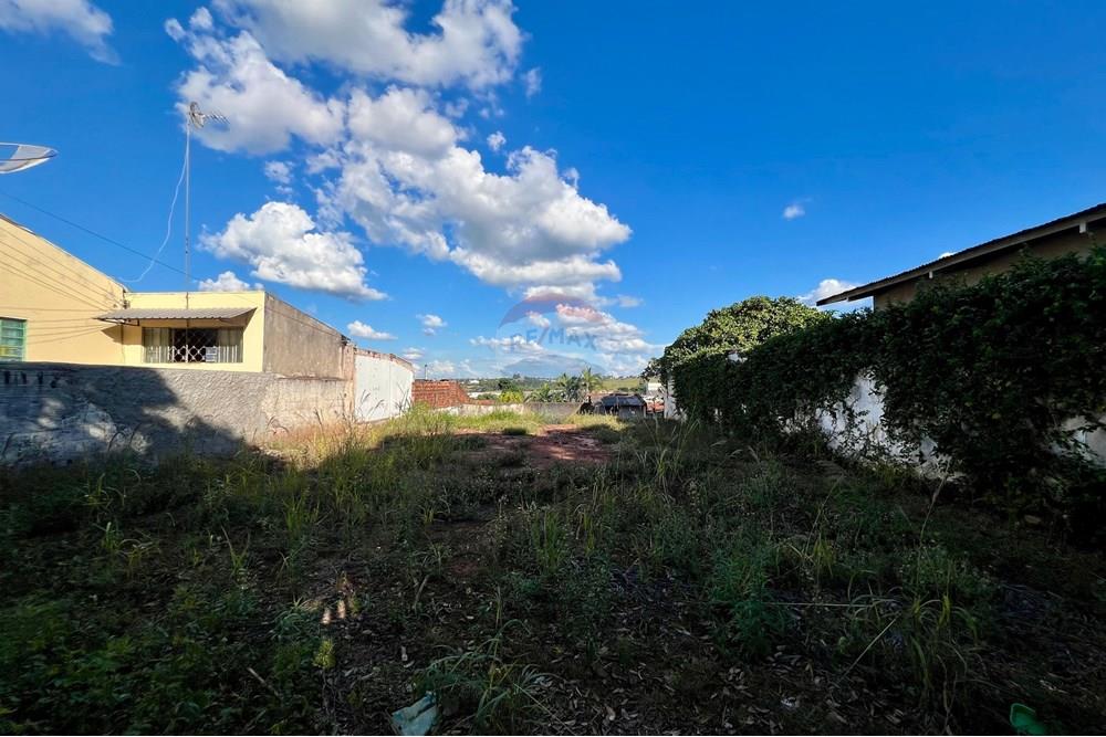 Terreno - Venda - Umuarama , Paraná - 1b66287d-6cdb-4206-8c89-a44b22933c95.jpg - 960171005-58
