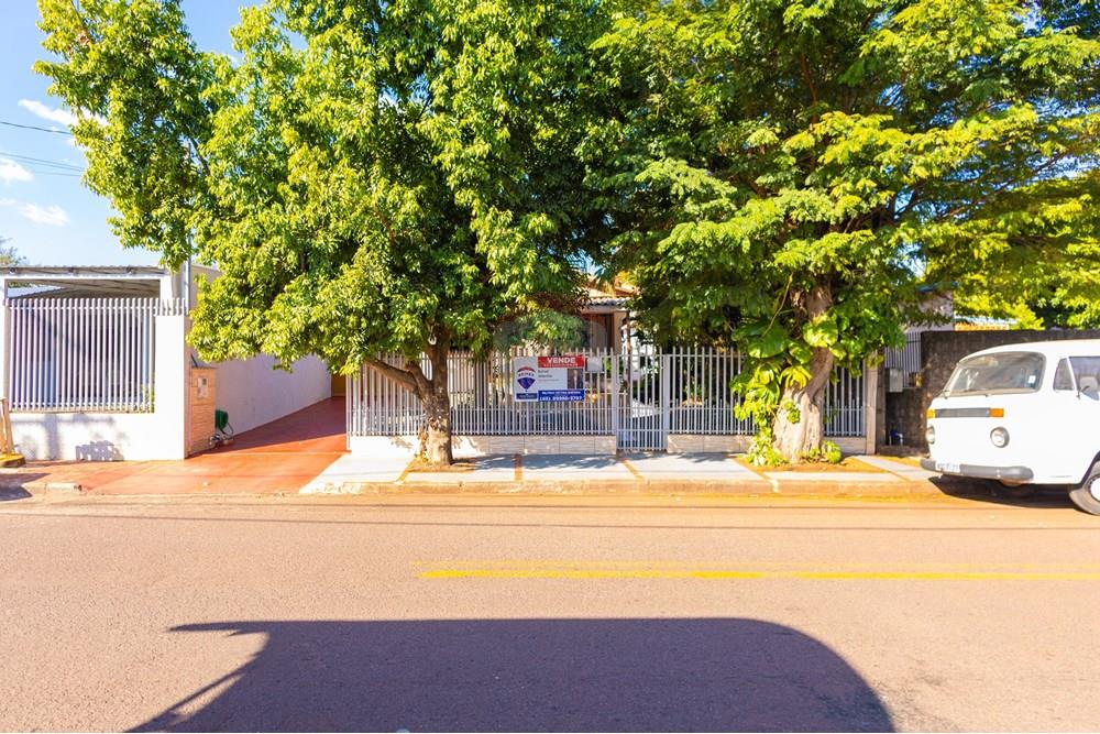 Casa - Venda - Toledo , Paraná - IMG_2502 (1).JPG - 960131018-105