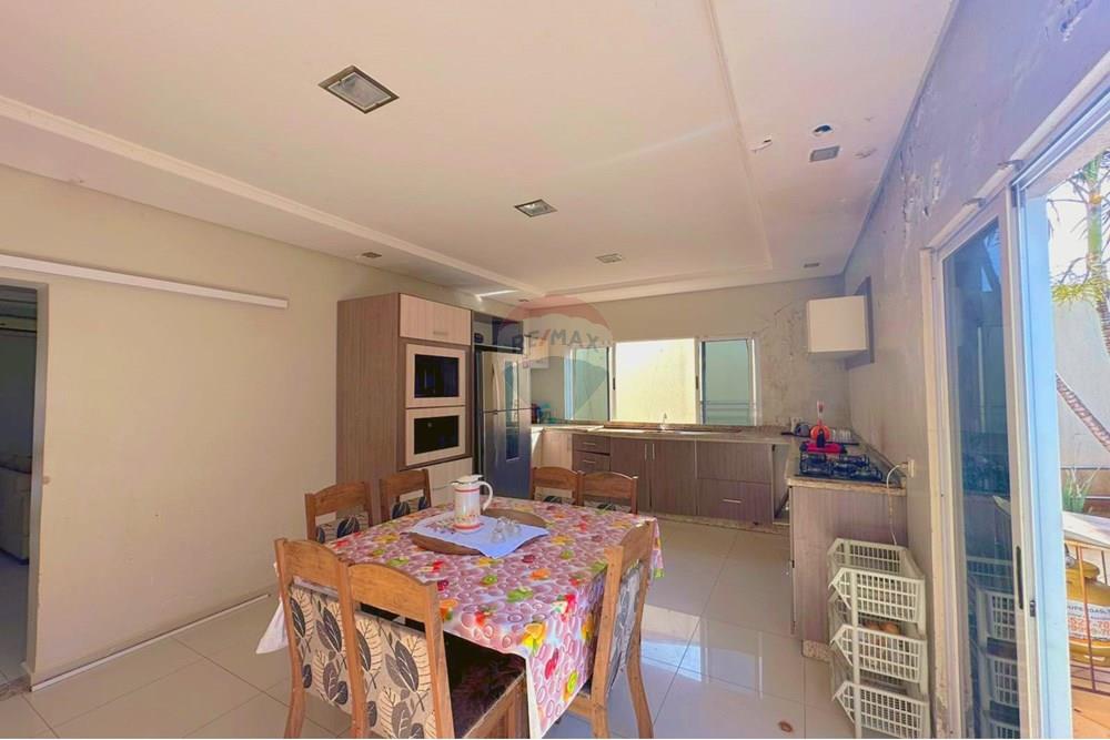 Sobrado - Venda - Foz do Iguaçu , Paraná - WhatsApp Image 2024-11-08 at 11.30.15 (2).jpeg - 960181011-7